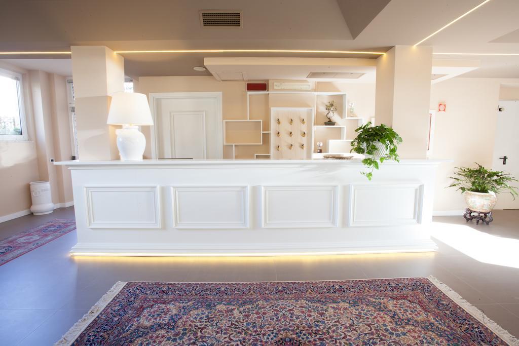 Relais Le Felci Executive Suite Spa Fiuggi Buitenkant foto